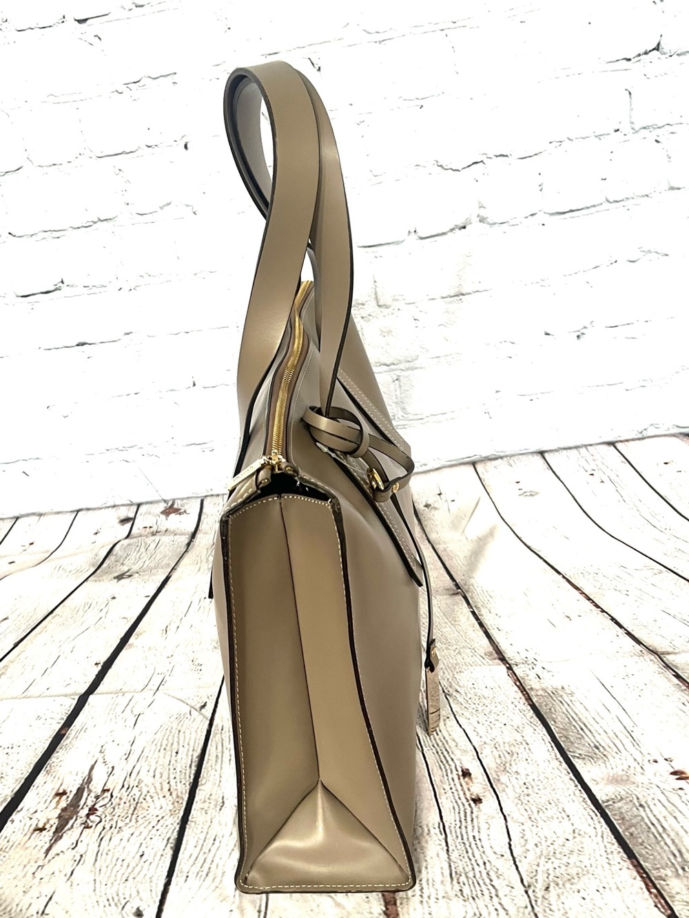 Ripani Italian Leather Work Tote Bag in Taupe / Mushroom - Picture 2 of 7